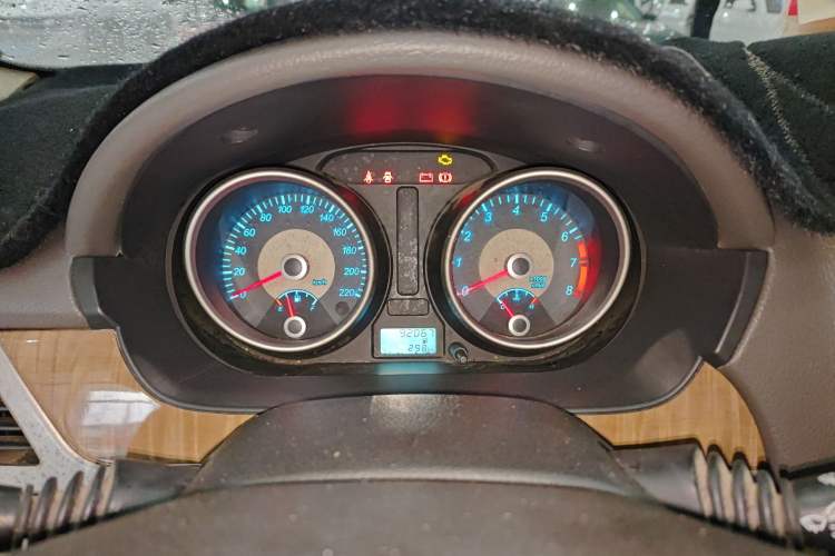 Used Buick Excelle 2015 1.5L Manual Luxury Model
