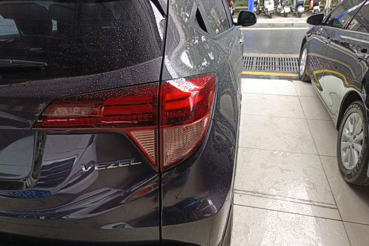 Used Honda Vezel 2018 1.5L CVT 2WD Technology Elite Model
