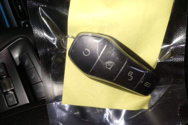 Used BYD Song L DM-i 2025 Intelligent Driving Version 112 km Beyond-Range Type