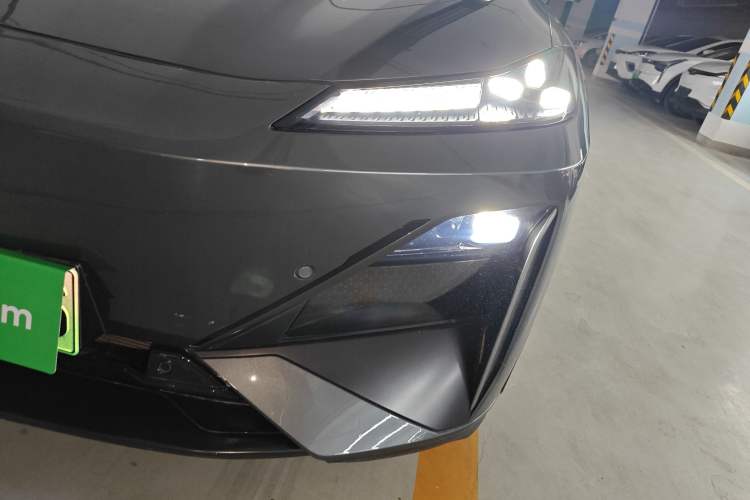 Used  S07 2024 215Max Qiankun Intelligent Driving ADS SE Range-Extended Version
