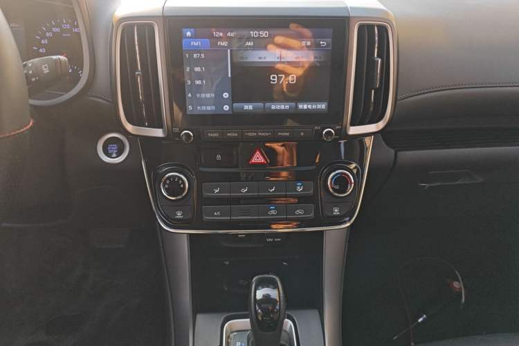 Used Hyundai ix35 2018 2.0L Automatic 2WD Zhiyong·Changxiang Edition
