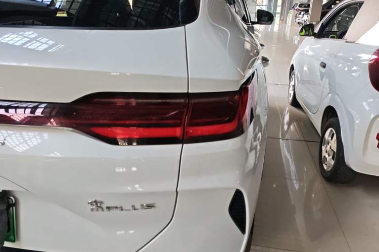 Used BYD Song PLUS New Energy 2023 Champion Edition EV 520KM Flagship Model
