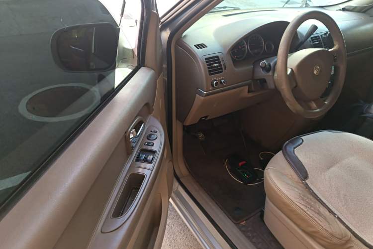 Used Buick GL8 2014 2.4L Classic Edition
