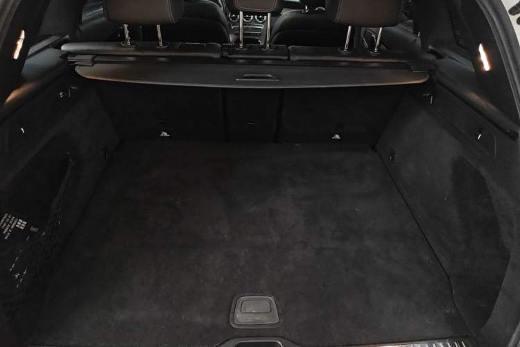 Used Mercedes-Benz GLC 2020 Facelift GLC 260 L 4MATIC Luxury Edition