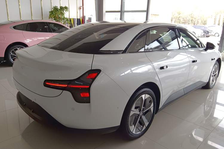 Used XPeng MONA M03 2024 620 with Ultra-Long Range
