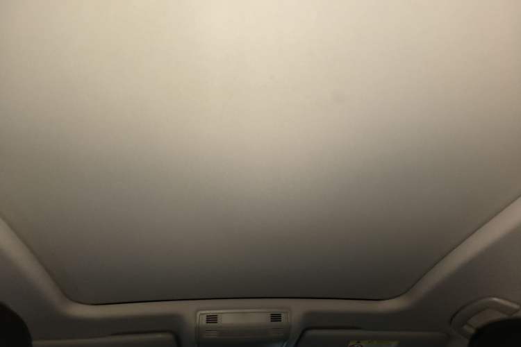 Used Volkswagen Magotan 2025 Revised Version Zhongxiang Edition 330TSI DSG Luxury Trim