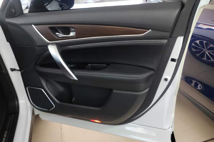 Used Honda Avancier 2017 240TURBO Two-Wheel Drive Comfort Version
