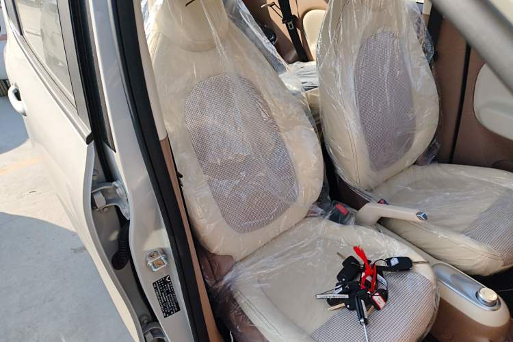 Used Wuling Hongguang MINIEV 2025 Four-Door Version Advanced Edition
