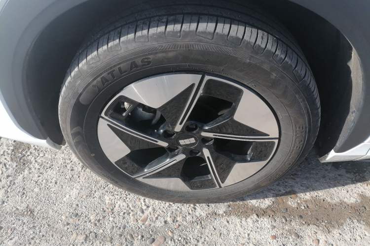 Used  E5 2024 530 km Exploration+ Version