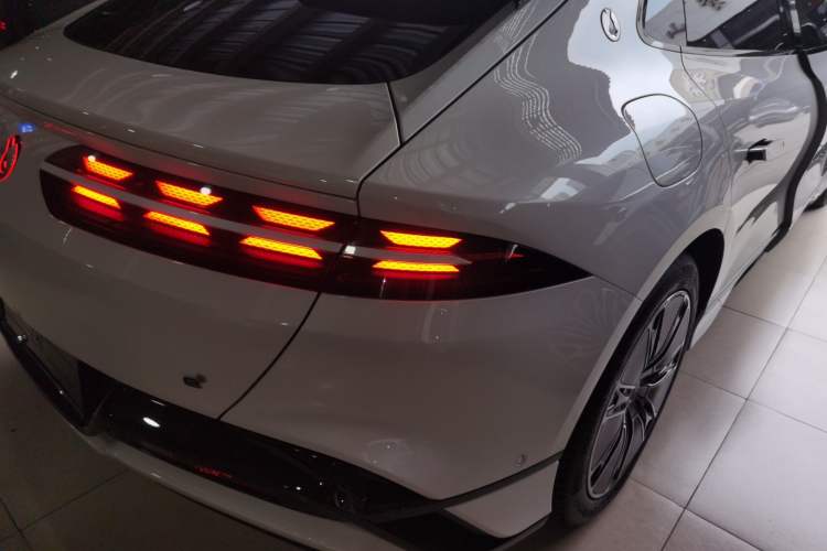 Used Denza Z9GT 2024 1100 Four-Wheel Drive Max Edition
