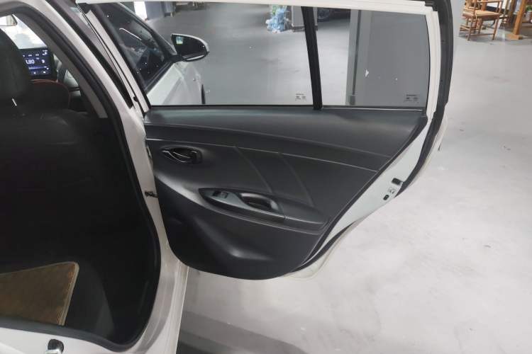 Used Toyota YARiS L 2021 1.5L CVT Leading Edition
