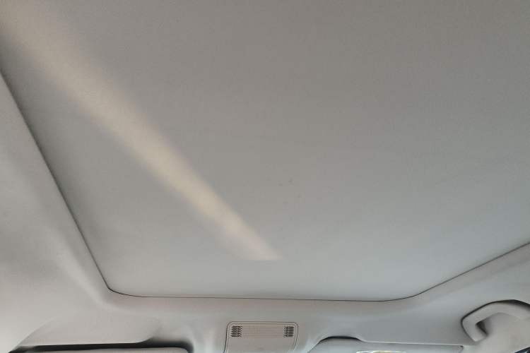 Used Qoros 5 2017 1.6T Automatic Prestige Model
