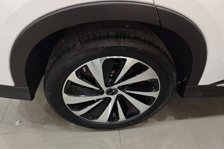 Used BYD Song PLUS New Energy 2024 HONOR Edition DM-i 110km Flagship Model
