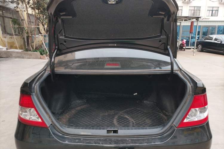 Used BYD F3 2012 Energy-Saving Edition 1.5L Manual Standard Model
