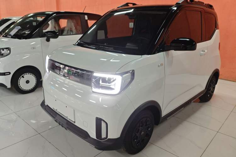 Used Wuling Hongguang MINIEV 2022 GAMEBOY 200km Gaming Edition with Lithium Iron Phosphate