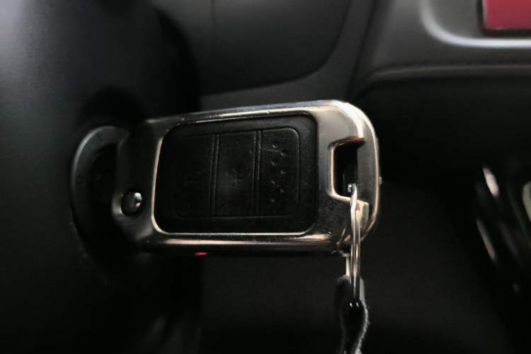 Used Honda Vezel 2017 1.5L CVT 2WD Comfort Model
