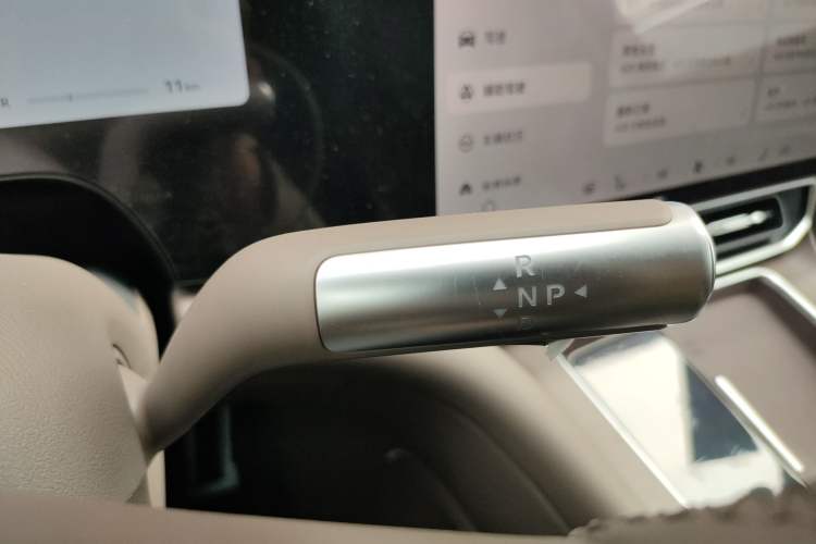 Used Hima AITO M9 2025 Pure Electric Ultra Version 100 kWh 6-Seater Model
