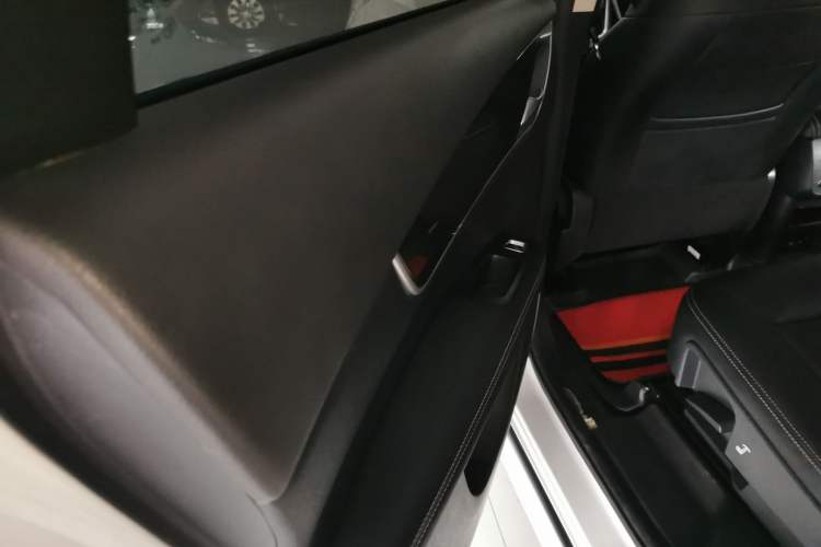 Used BYD Song MAX 2017 1.5T Automatic Smart Connect Luxury 7-Seater