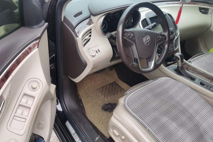 Used Buick LaCrosse 2013 2.4L SIDI Leading Comfort Version
