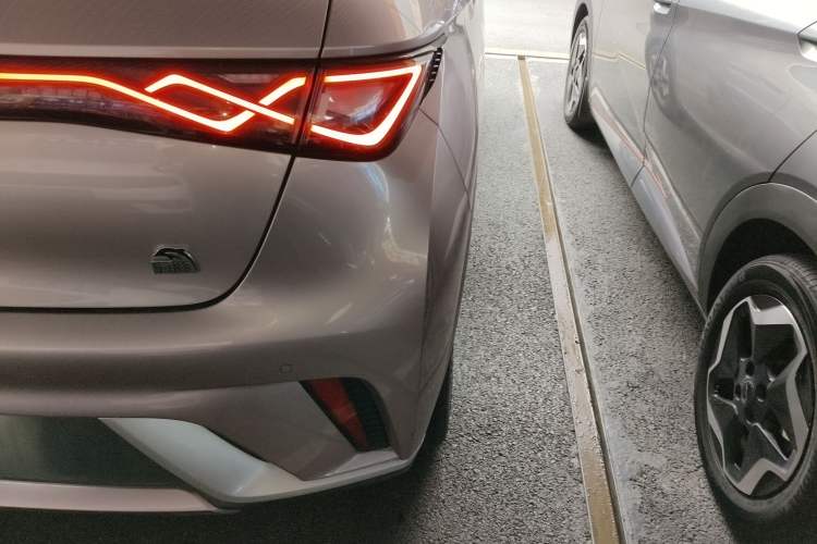 Used BYD Dolphin 2021 405 km Fashion Edition