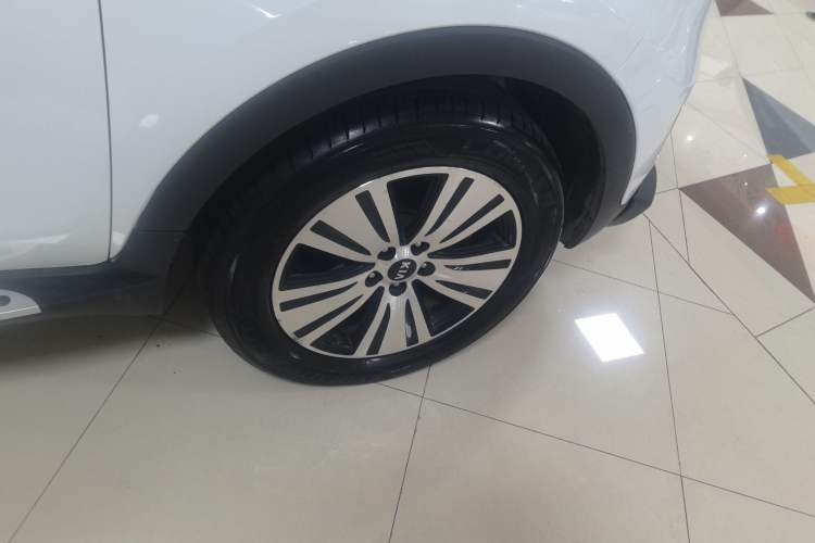 Used Kia Sportage R 2015 2.0L Automatic Two-Wheel Drive DLX Model