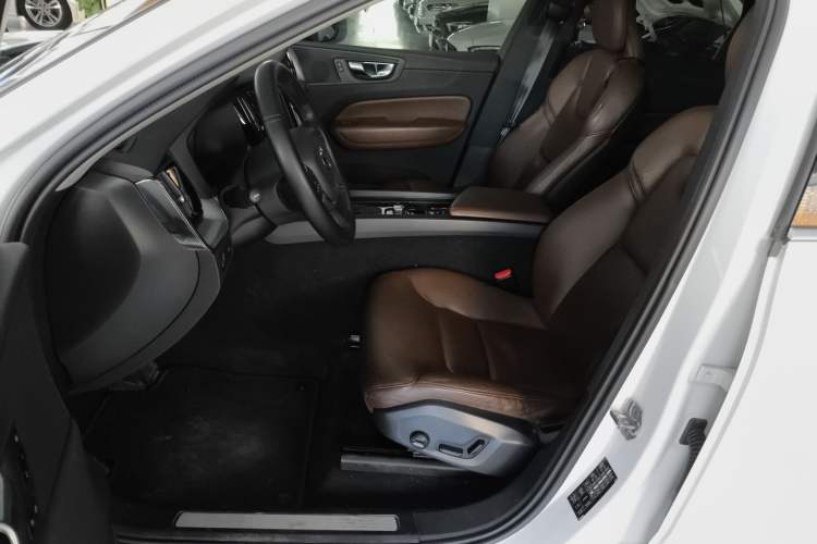 Used Volvo XC60 2020 T5 4x4 Zhiyi Luxury Edition
