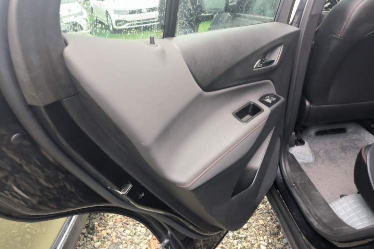 Used Chevrolet Equinox 2021 550T RS Smart Boundary-Pushing Edition