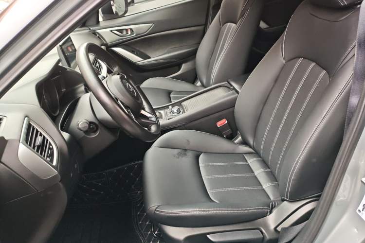 Used Mazda CX-4 2018 2.0L Automatic Two-Wheel Drive Blue Sky Exploration Version China V Standard
