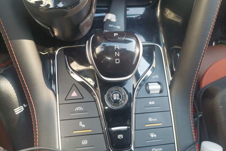 Used BYD Song PLUS New Energy 2021 DM-i 100KM Four-Wheel Drive Flagship PLUS