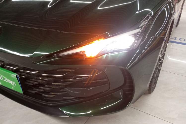 Used MG 7 2023 2.0T Automatic Hunter Luxury Edition