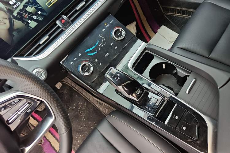 Used Bestune B70 2022 Third Generation 1.5T Automatic Enjoyment Version
