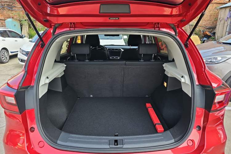 Used MG ZS 2020 Global Bestseller with 1.5L Engine Manual Transmission and a Massive 65-Inch Panoramic Sunroof Version
