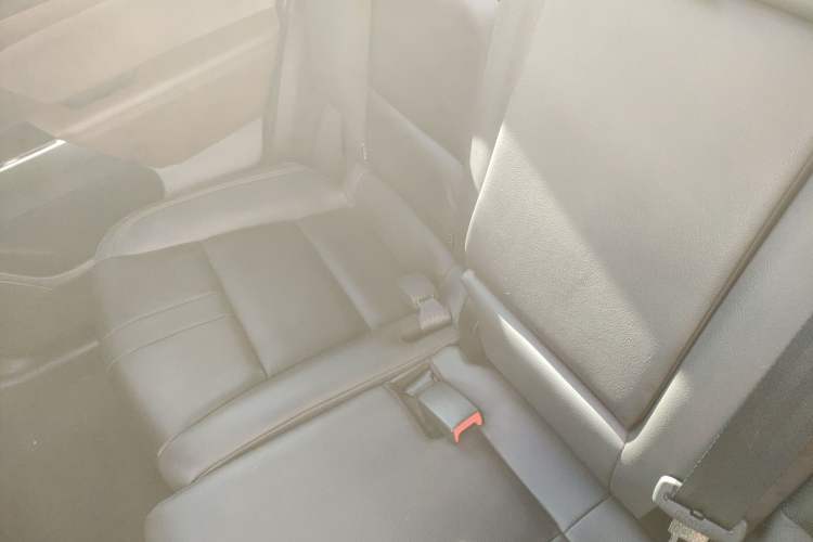 Used GAC Trumpchi GS8 2017 320T Two-Wheel Drive Luxury Smart Connectivity Version (7 Seats)