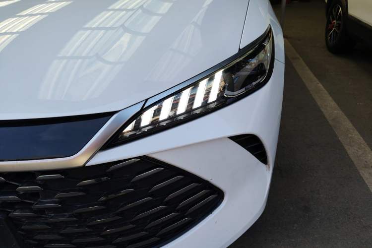 Used BYD Qin PLUS 2025 DM-i Smart Drive 55KM Leading Model
