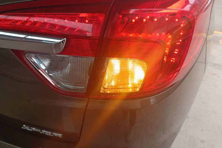 Used Buick Envision 2017 20T Two-Wheel Drive Luxury Model