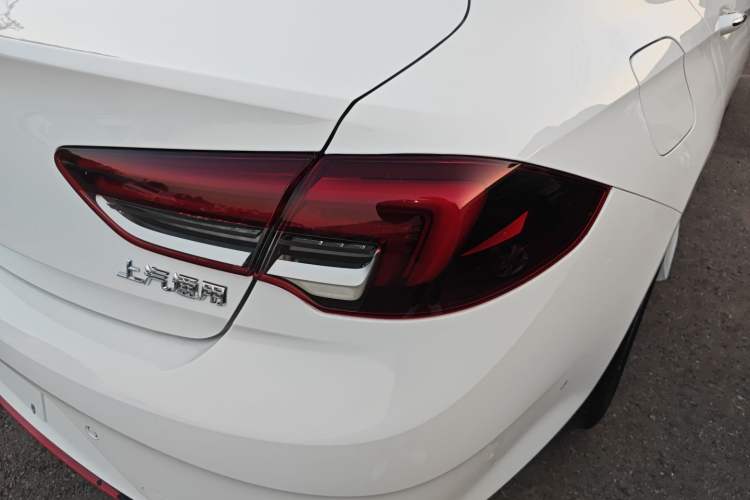 Used Buick Regal 2019 Revised 20T Luxury Version China VI Standard
