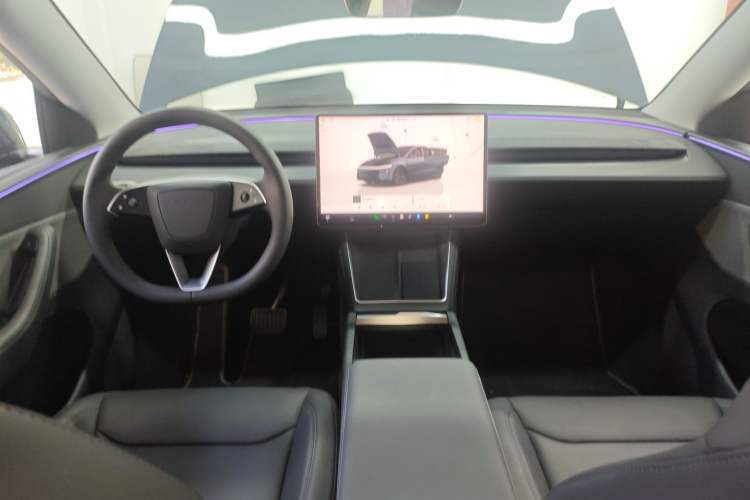 Used Tesla Model Y 2025 Rear-Wheel Drive First Edition
