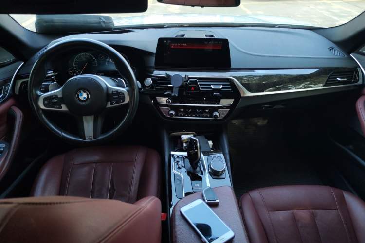 Used BMW 5 Series 2019 530Li Leading Model M Sport Package