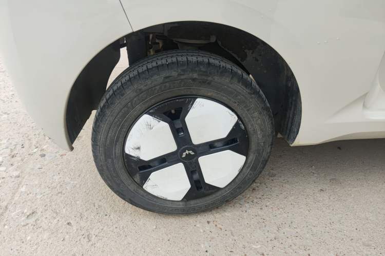 Used Wuling Hongguang MINIEV 2024 3rd Generation 215km Advanced Version
