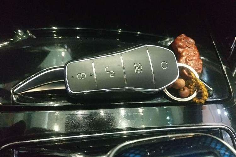 Used BYD Tang New Energy 2022 EV 635 km All-Wheel-Drive Flagship Model
