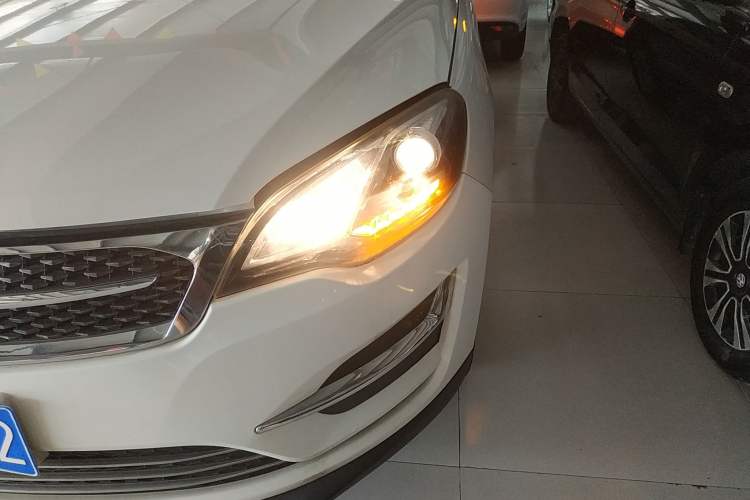 Used Zotye Domy X5 2017 Value Edition 1.6L Manual Comfort Model
