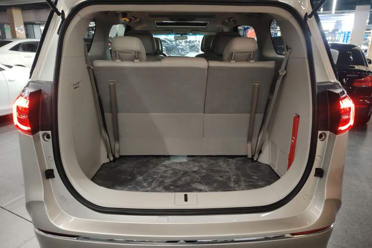 Used Buick GL8 2022 ES Landtrek 653T Comfort Edition
