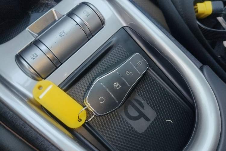 Used BYD Dolphin 2023 420 km Fashion Edition
