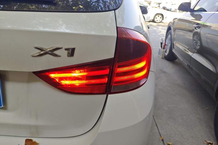 Used BMW X1 2015 sDrive18i Fashion Upgrade Edition
