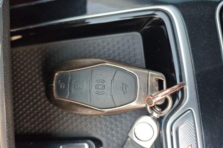 Used Hongqi HS5 2023 2.0T Qixiang Pro Edition