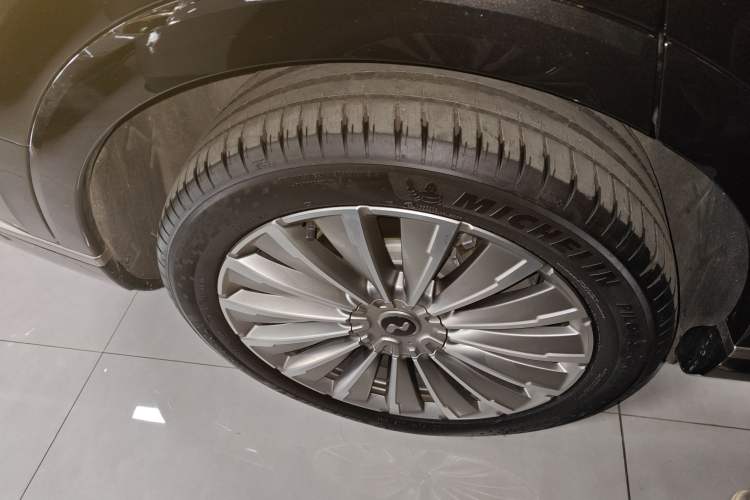 Used ONVO Luxeed L90 