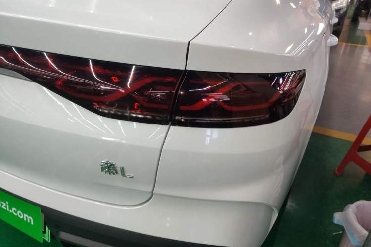 Used BYD Qin L 2024 DM-i 80KM Leading Model