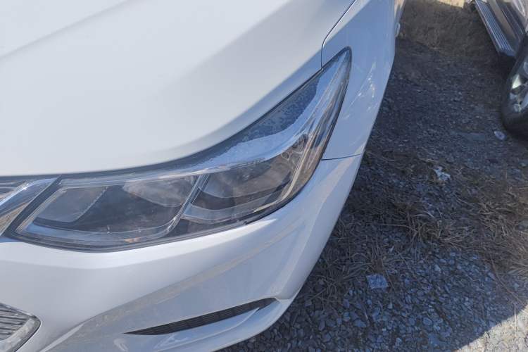 Used Chevrolet Cruze 2017 1.5L Automatic Pioneer Sunroof Edition
