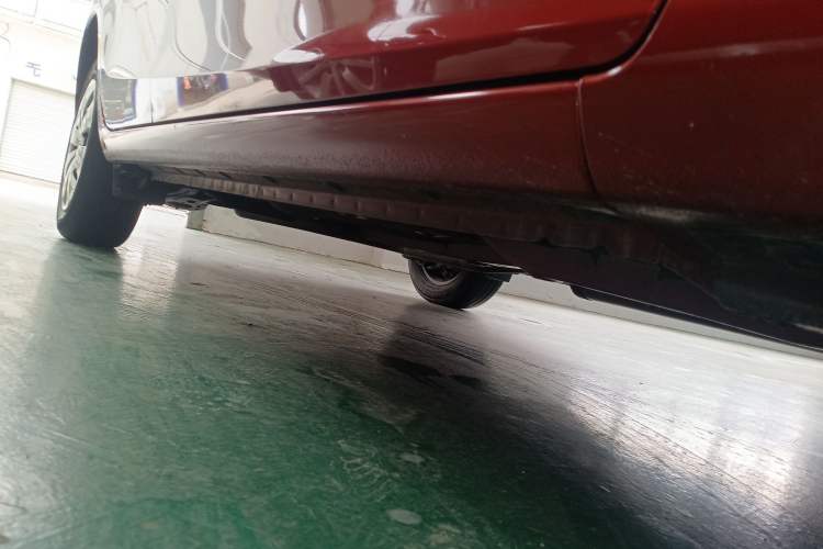 Used Toyota YARiS L 2019 1.5E CVT Dynamic Edition China VI compliant
