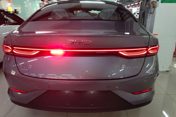 Used BYD Qin PLUS 2025 DM-i Smart Drive 55KM Leading Model
